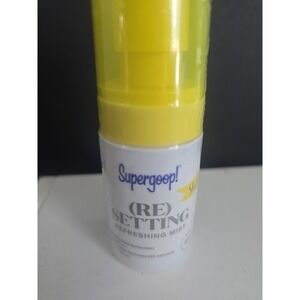 Supergoop Resetting Refreshing Mist SPF 40. Facial Sunscreen 1oz - EXP 05/25.